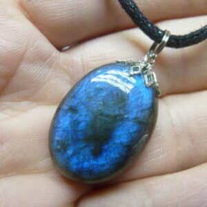 Collier labradorite pendentif véritable pierre naturelle